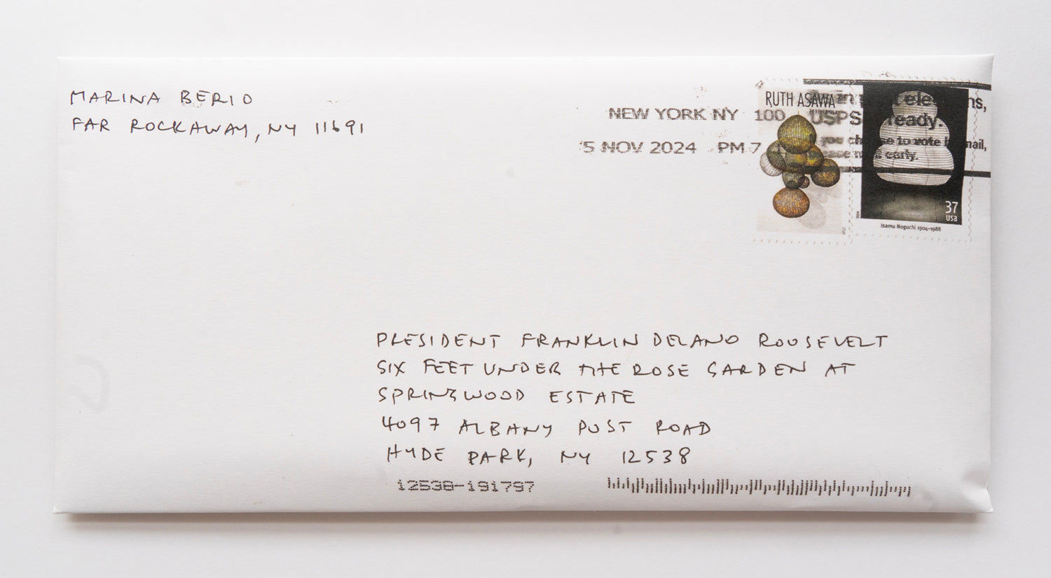 Marina Berio: Ten Photography Lessons for a Dead President